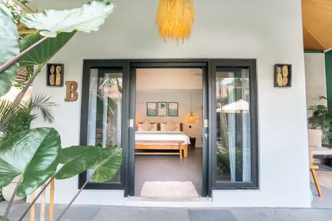 Villa Mint Satu: second bedroom seen from the garden